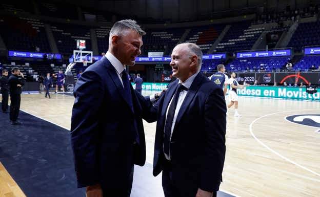 Sarunas Jasikevicius y Pablo Laso durante uno de los Clásicos en los que se enfrentaron  ACB PHOTO