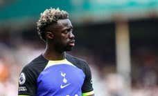 El Villarreal se fija en Davinson Sánchez como sustituto de Pau Torres