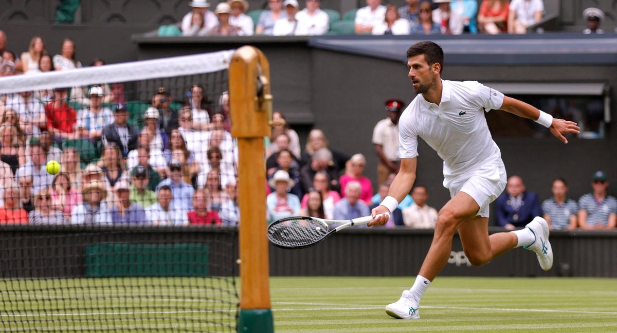Djokovic, durante su partido ante Pedro Cachín.