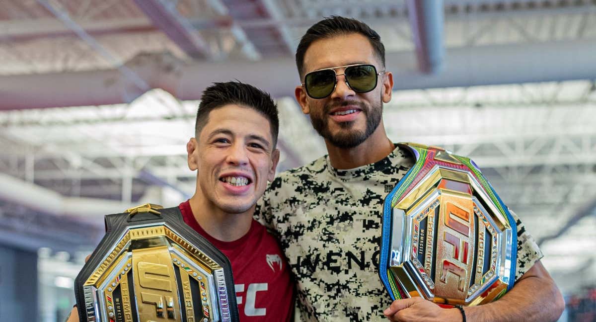 Brandon Moreno y Yair Rodríguez.