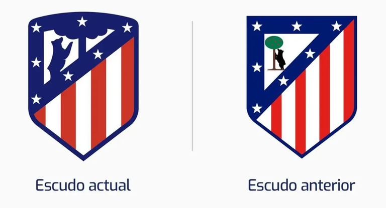 Las imágenes del escudo actual del Atlético y el antiguo.