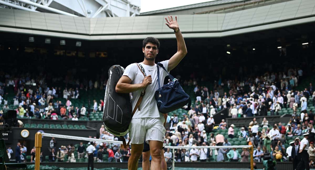 Carlos Alcaraz ha vencido a Rune en los cuartos de final de Wimbledon./REUTERS