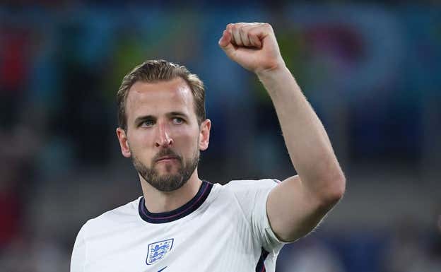 Kane celebra un gol con la selección inglesa.  AFP