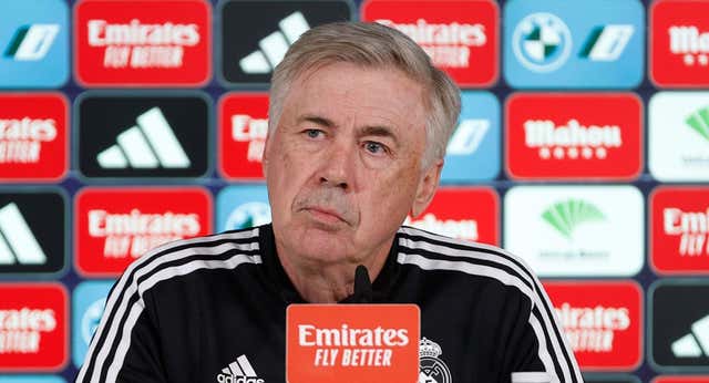 Ancelotti confirma el cambio de sistema