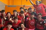 El milagro de un equipo de barrio ante la hegemonía catalana: «Nuestros jugadores se pagan el material»