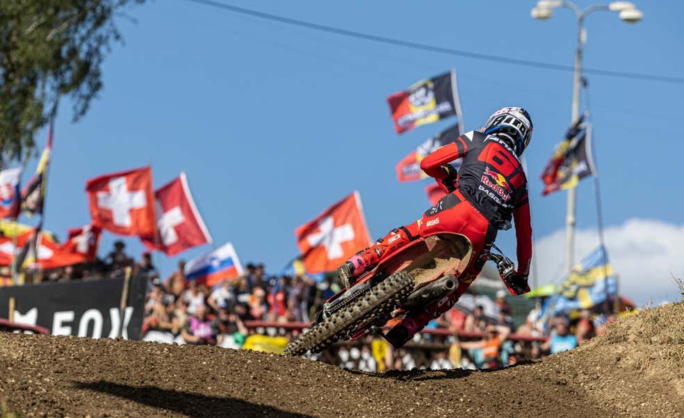 Jorge Prado cuenta las citas para proclamarse campeón del mundo de motocross