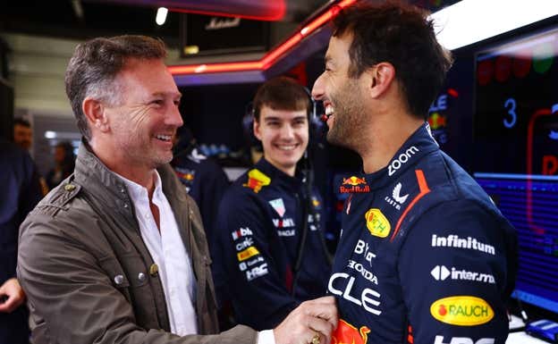 Christian Horner, con Daniel Ricciardo durante el test en Hungaroring.  Red Bull Content Pool