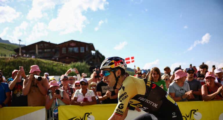 Wout van Aert no continuará en el Tour de Francia.