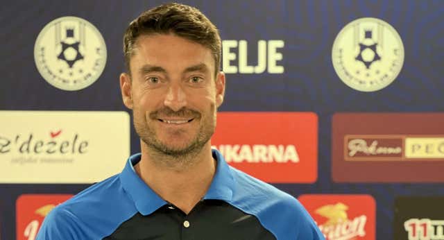 El volantazo de Albert Riera: de no querer seguir en Eslovenia a cambiar campeón por subcampeón
