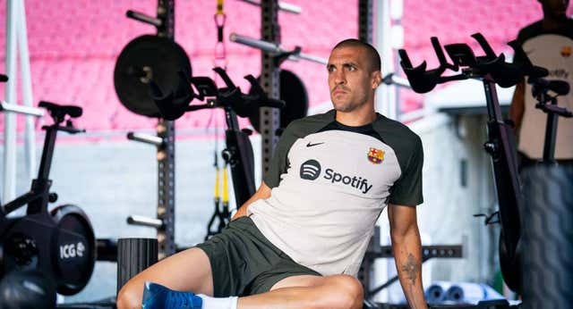 Oriol Romeu, preparado para el reto de suplir a Busquets: “Es el mejor pivote que he visto”