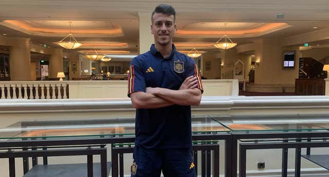 Antonio Blanco vuelve al Alavés, esta vez traspasado