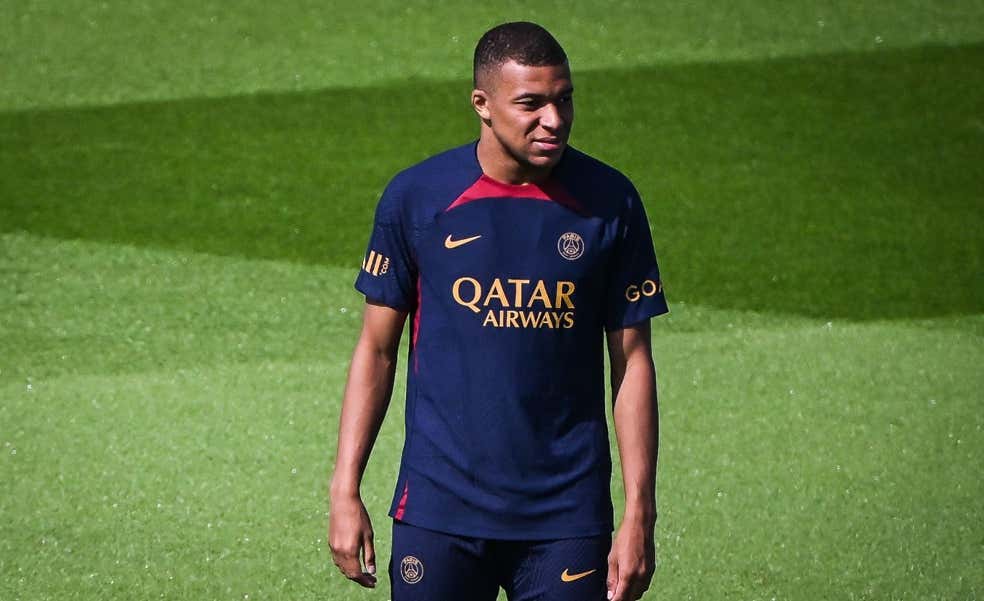 El caso Mbappé pone en jaque al PSG: «A partir del 1 de septiembre la situación sería ilegal»