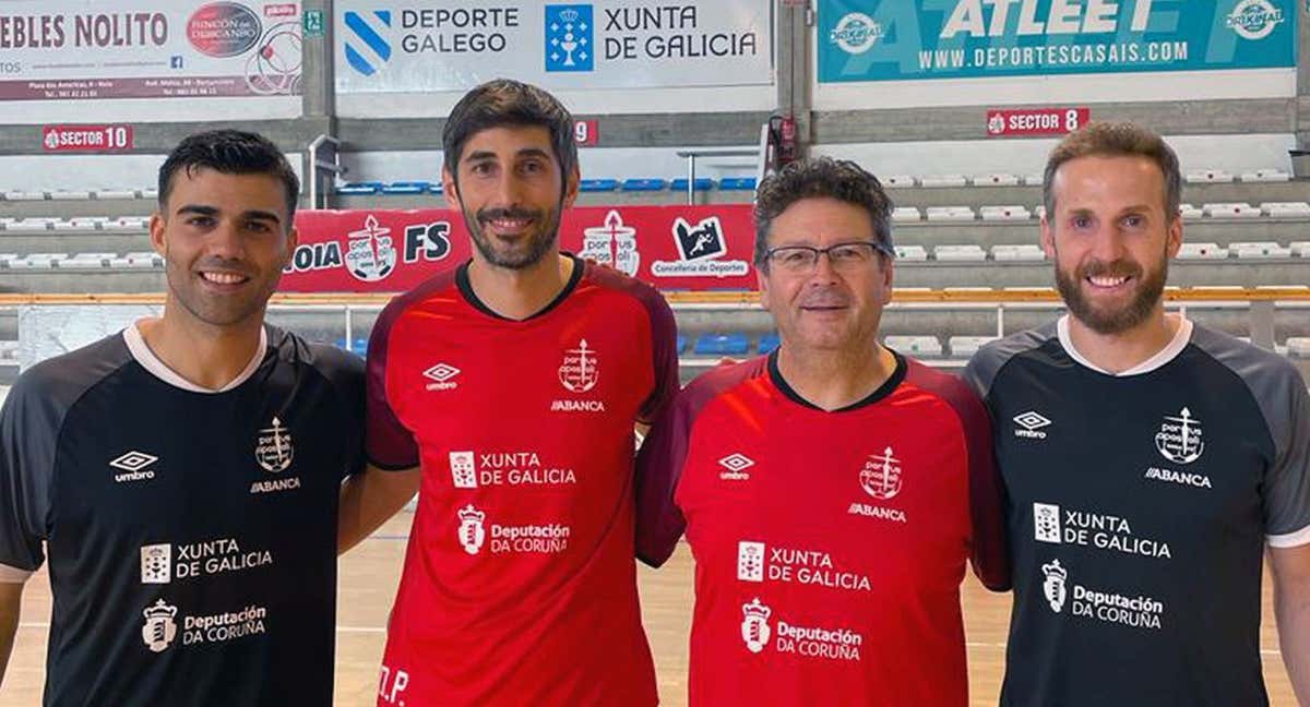 David Pazos, David Palmas, Tomás de Dios y Pola, en el comienzo de la pretemporada del Noia Portus Apostoli.