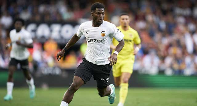 Me llega, me cuentan, me confirman: Musah a un paso del Milan, la portería del Almería, renovación de Dembelé…