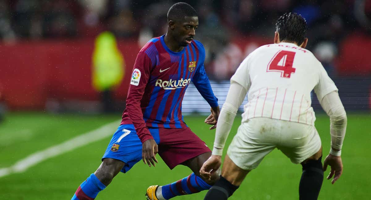 Dembélé jugando con el Barça. /AFP