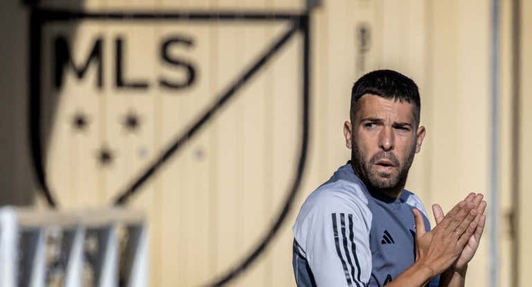 Jordi Alba durante un entrenamiento con Inter Miami.