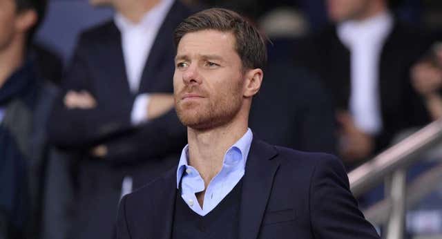 Xabi Alonso da un portazo a los rumores sobre su futuro y renueva con el Leverkusen hasta 2026