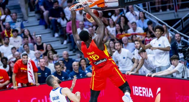 Oklahoma City Thunder da el visto bueno a Usman Garuba tras verle jugar con España