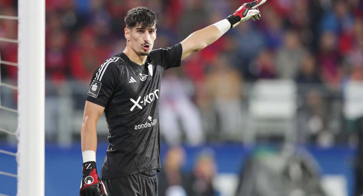 Vladan Kovacevic, en un partido con el Rakow polaco.
