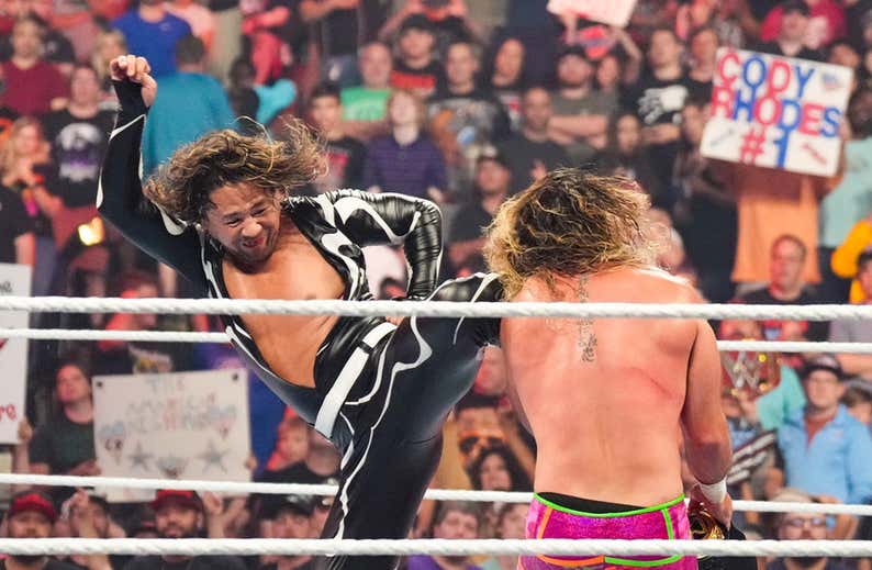 Nakamura, nuevo problema para Seth Rollins