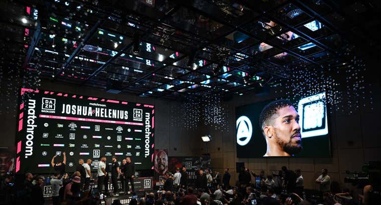 Imagen de la rueda de prensa del Joshua vs Helenius.