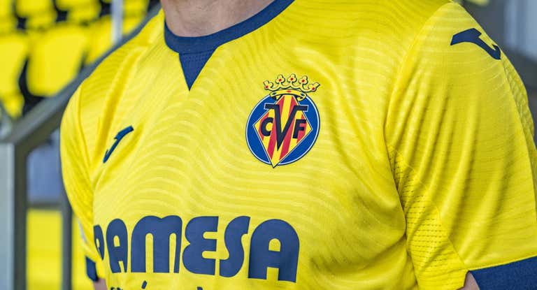 Primera equipación del Villarreal para la temporada 2023/2024.