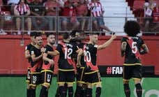 Un Rayo superior se lleva la victoria con dos penaltis