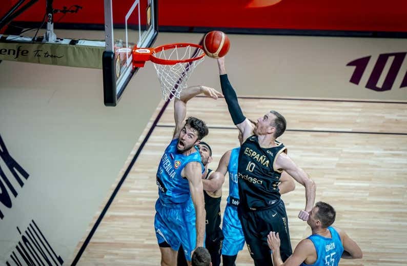 Claver o Pradilla, la duda de Scariolo para el Mundial