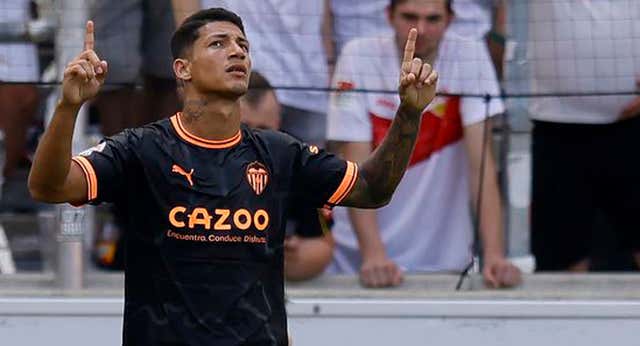 Marcos André-Amallah, situación límite en el Valencia