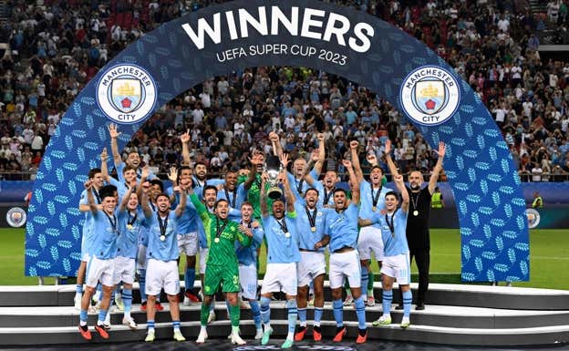 El Manchester City levantó su primera Supercopa de Europa en Atenas frente al Sevilla. AFP