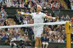 Desafió a Federer en Wimbledon y ahora pide dinero para seguir jugando: «Me vale hasta comida y cordajes»
