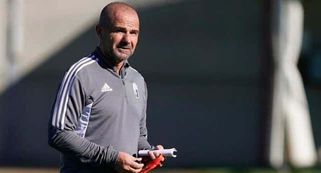 Paco López confirma el adiós de Omorodion: «Es una jugarreta quedarnos sin un jugador con el que contábamos…»