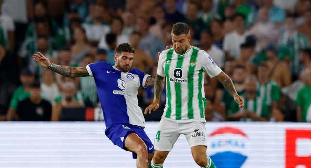 Arabia tentó De Paul, pero el argentino rechazó la propuesta y seguirá en el Atleti