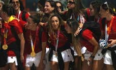 Olga Carmona, manteada y ovacionada en Madrid: «Por todas las estrellas que están en el cielo»