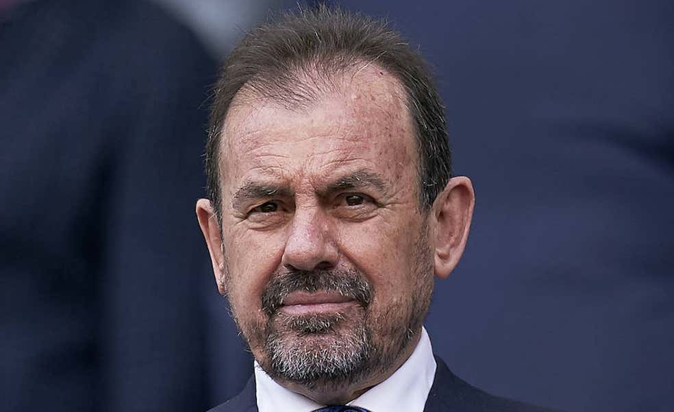 Ángel Torres, el primer presidente de LaLiga en posicionarse: “Rubiales tiene que dimitir”