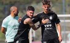 Scaloni piensa en Nico Paz para una convocatoria con trampa