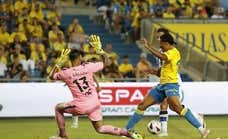 Remiro y Valles cierran la puerta a los goles en Gran Canaria