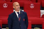 La FIFA se adelanta al CSD, suspende provisionalmente a Rubiales y le insta a no contactar con Jenni Hermoso