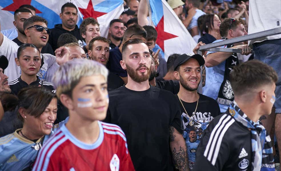 Chocolate Lindt en el vestuario y C. Tangana frente a Bellingham: así fue seguir al Real Madrid en Vigo