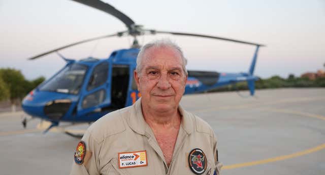 Paco Lucas, el piloto de helicóptero de José María García: “En La Vuelta a España pensé que nos matábamos”