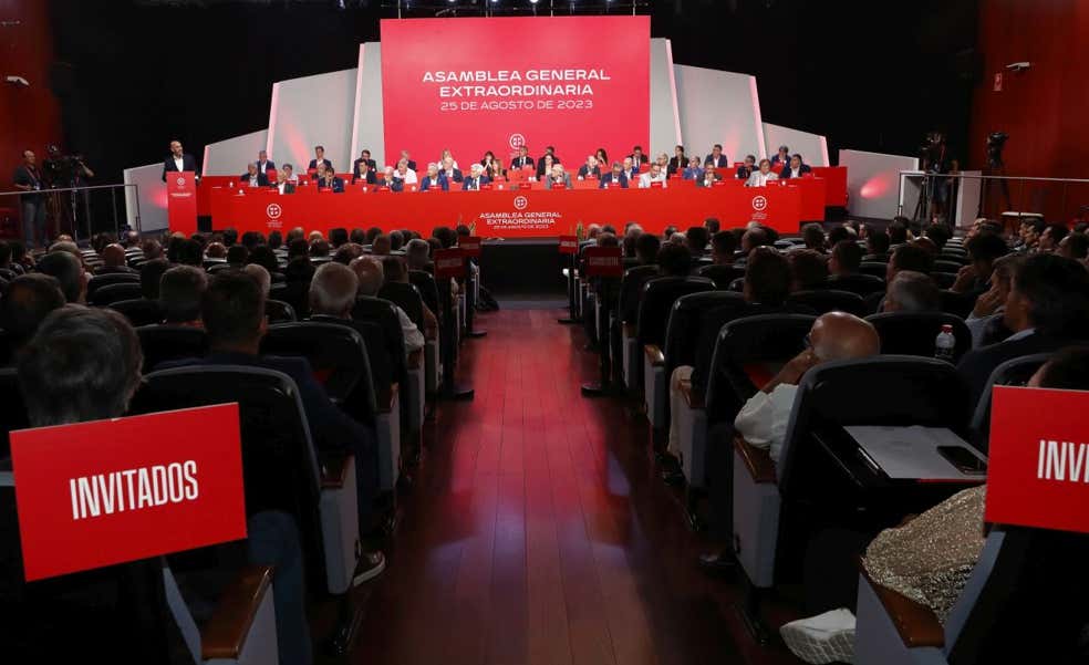 Falla el último zarpazo del hombre fuerte de Rubiales que sigue en la RFEF: UEFA ignorará a Andreu Camps