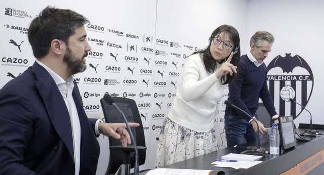 El Valencia busca delantero bueno, bonito y muy barato… sin traspaso de por medio