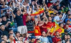 Vacaciones, lunas de miel, viajes de estudio...todo para seguir a España en tierra hostil