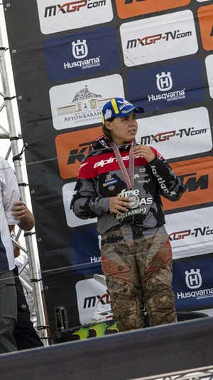 Daniela Guillén, en el podio del GP de Turquía del WMX 2023.  J.P.A.