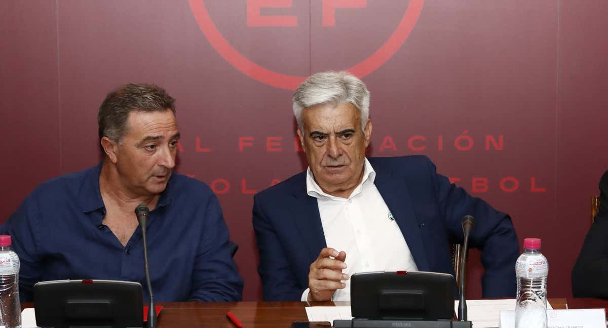 Pedro Rocha, en una reunión./EFE