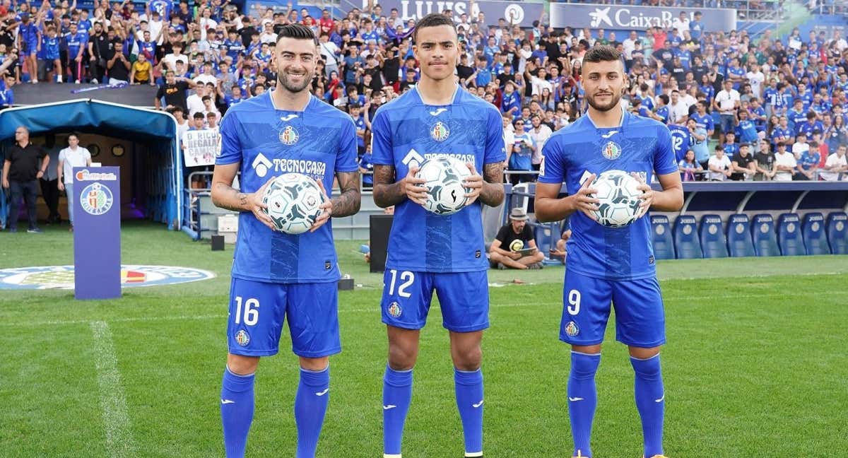 Diego Rico, Mason Greenwood y Óscar Rodríguez, presentados como nuevos jugadores del Getafe. /GETAFE CF
