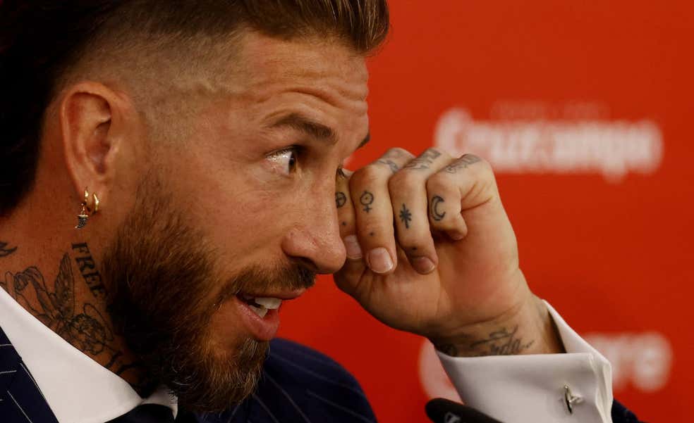 Sergio Ramos desata la locura ante 23.000 sevillistas: «Vengo a matar por este escudo»