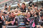 Aleix Espargaró, un ex de Ferrari F1 y la idea de grupo: las claves del éxito de Aprilia