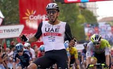 Molano le para los pies a Groves, Kuss conserva la roja y Roglic pellizca cuatro segundos