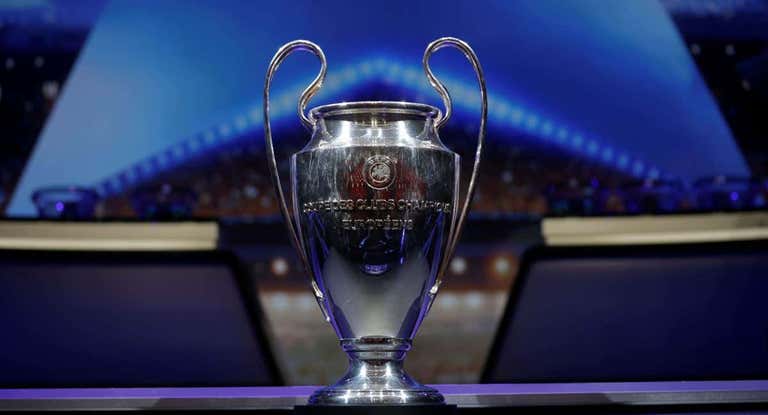 Imagen de la copa de la Champions League.